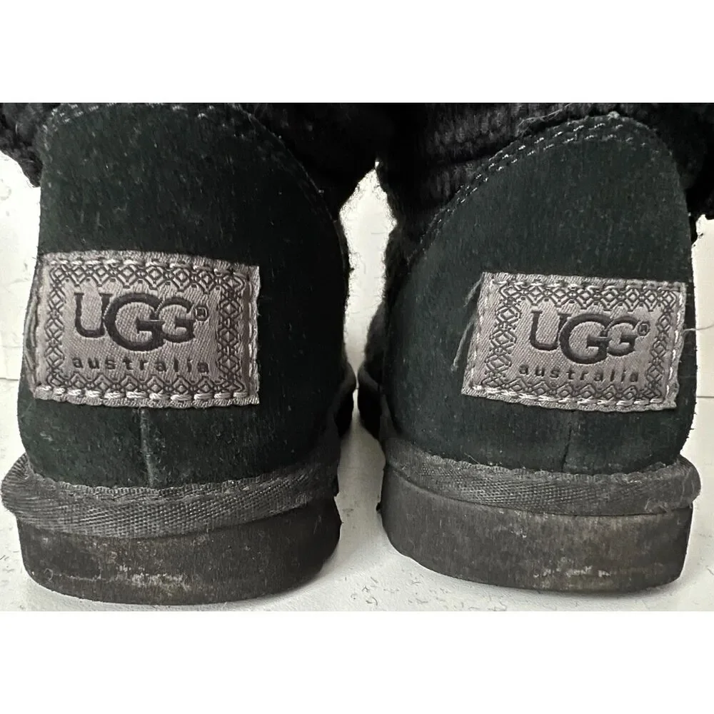 UGG Classic Cardy black foldover knit boots with buttons. Size 8.